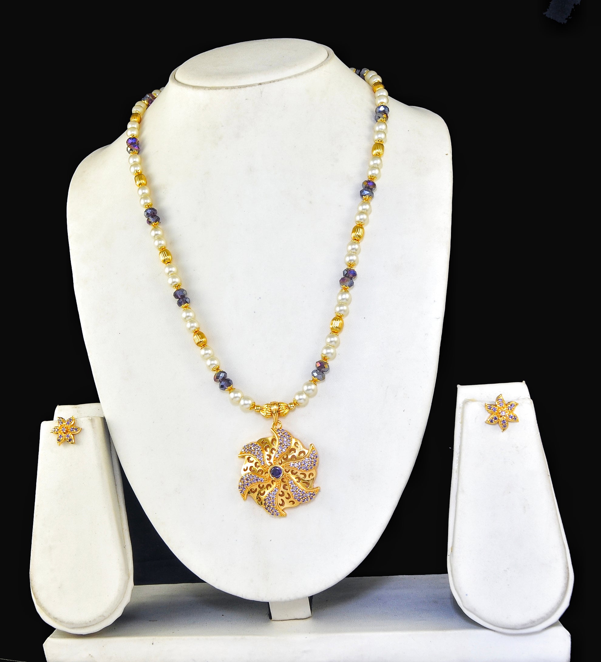 Tinkal Hand Made Crystal Beads Short Mala